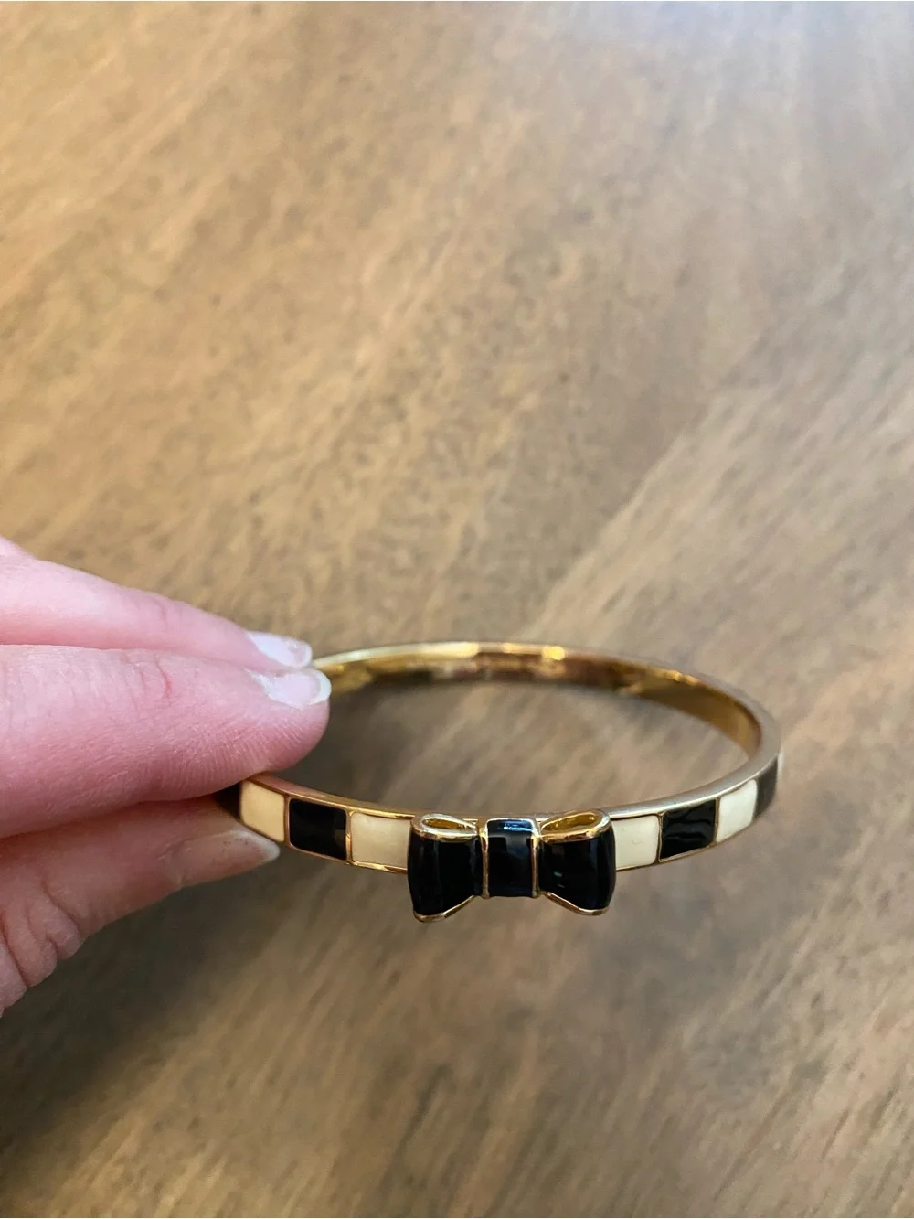 new- Kate Spade black and white bow bracelet and white bow earrings